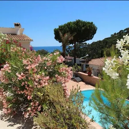 Vil·la A Rosamar Canet De Mar